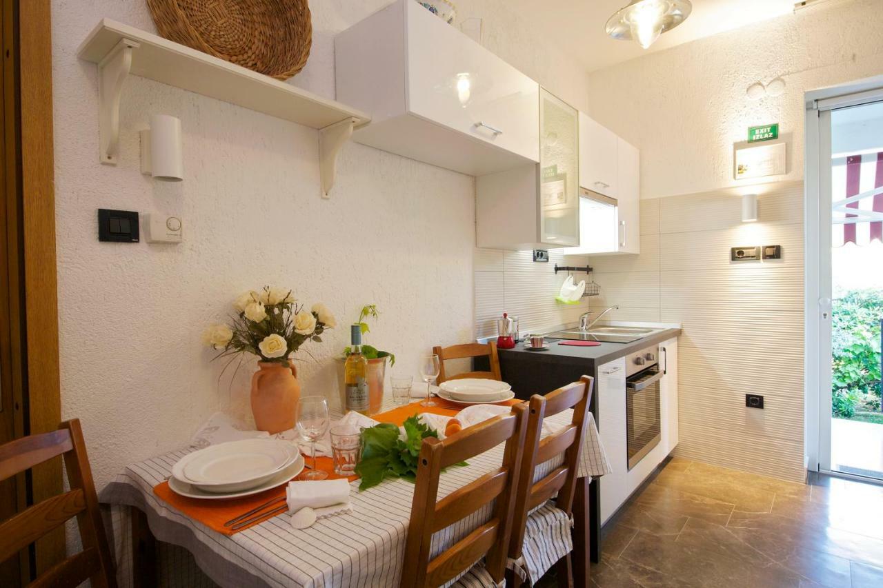 Melanija 2 Apartamento Rovinj Exterior foto